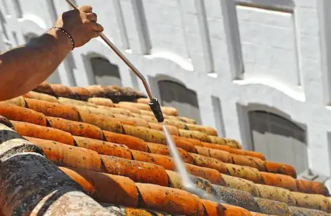 Nettoyage de toitures - Guissény